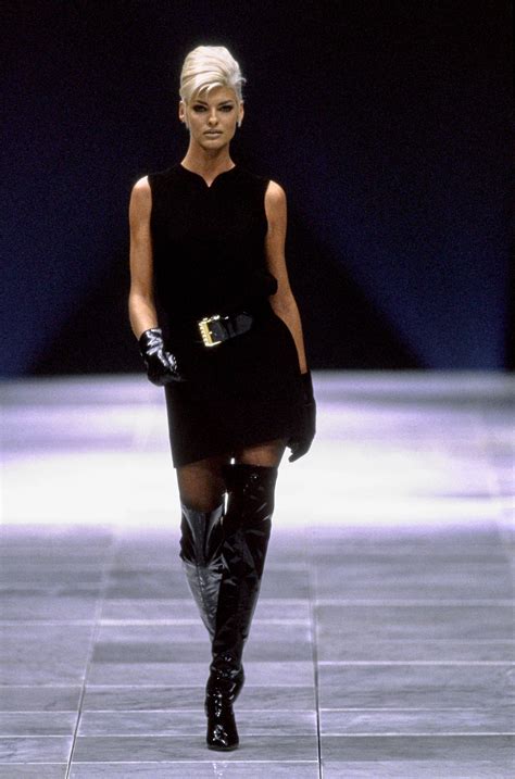 versace 1991 fall|donatella versace pictures when young.